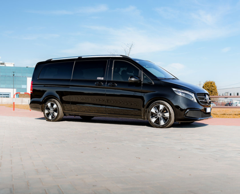 NCC Milano: Mercedes Van V220d 9 posti