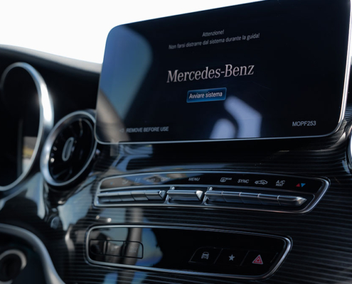 NCC Milano: Mercedes Van V220d 9 posti